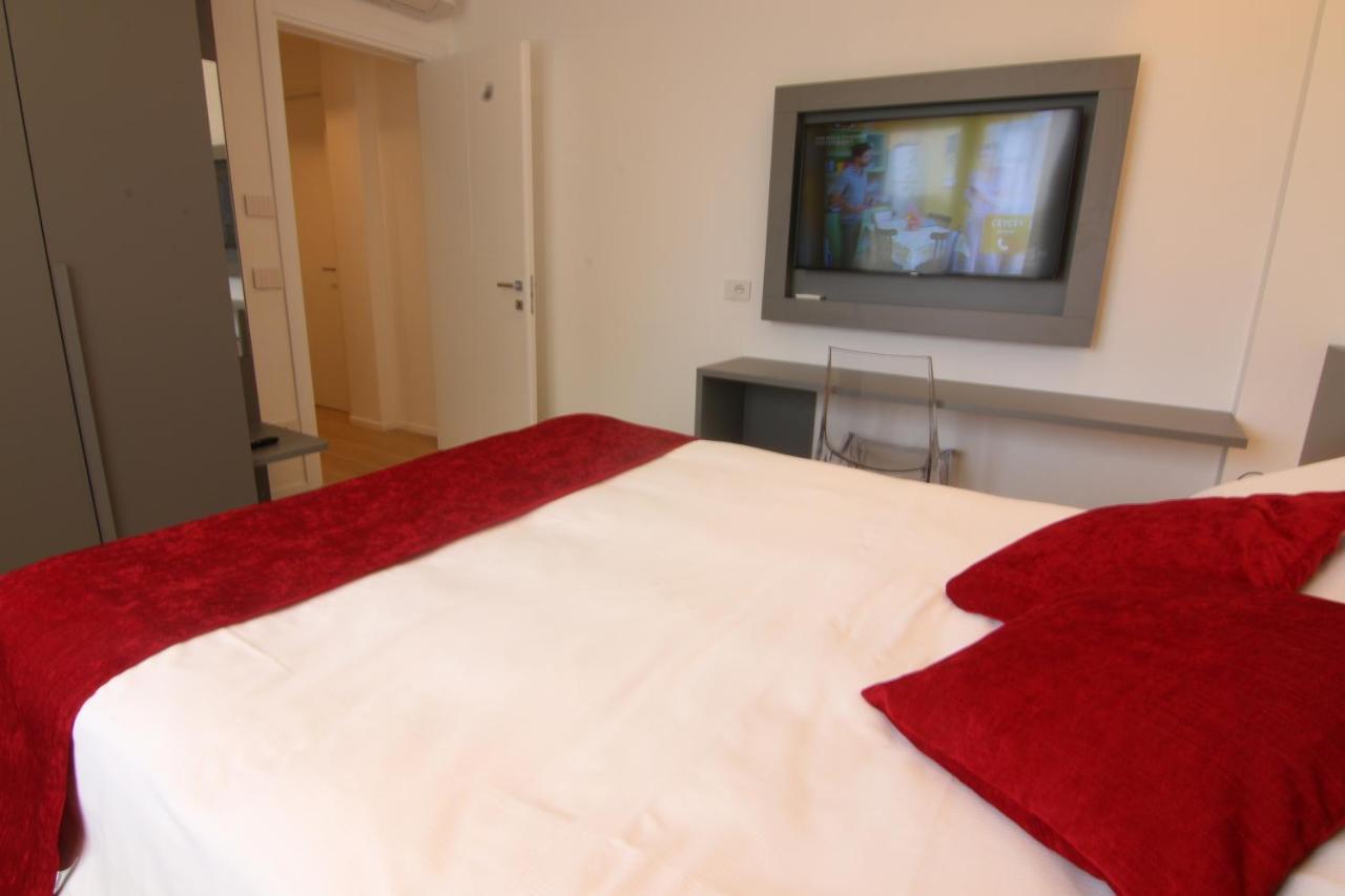 Arcioun Suite Riccione Bagian luar foto