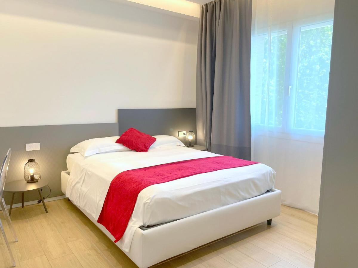 Arcioun Suite Riccione Bagian luar foto