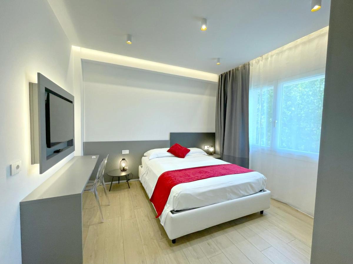 Arcioun Suite Riccione Bagian luar foto